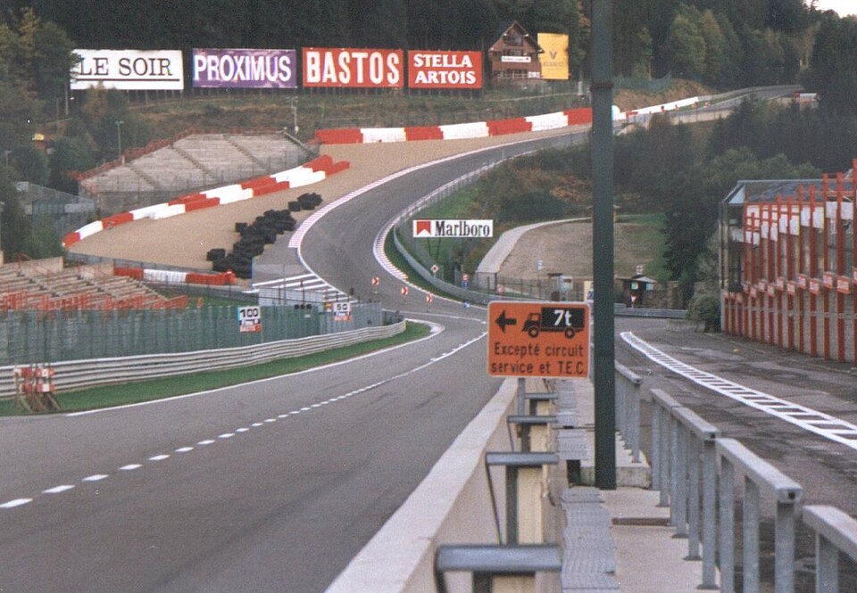 Zakręt Eau Rouge w 1997 roku